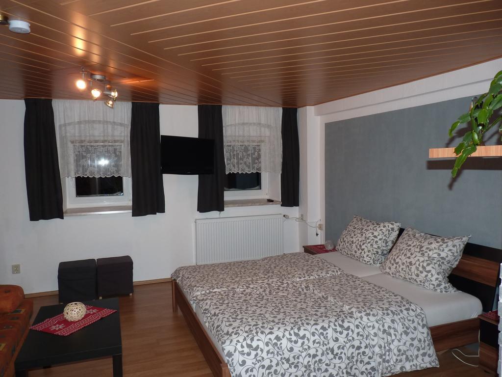 Ferienwohnung-Kubis Altenberg Exterior photo